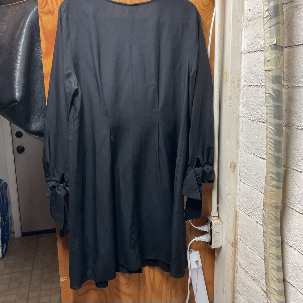 ASOS Black Maternity Long Sleeve Linen Blend Dress - Picture 6 of 7
